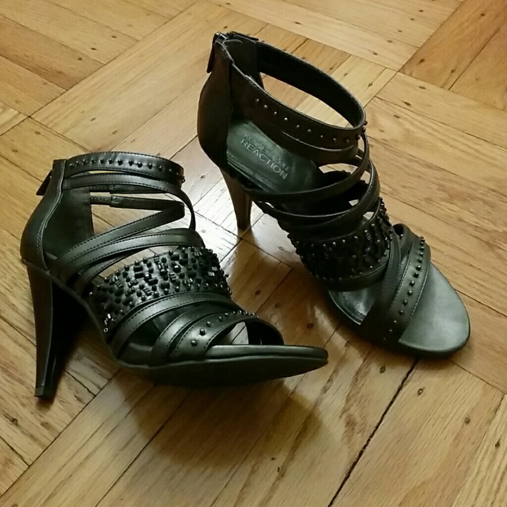 Kenneth Cole Reaction dark silver high heels